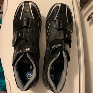 Excellent condition Shimano spin shoes.